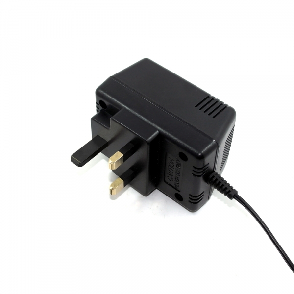 12V 0.4A 4.8W AC adapters, UK plug,