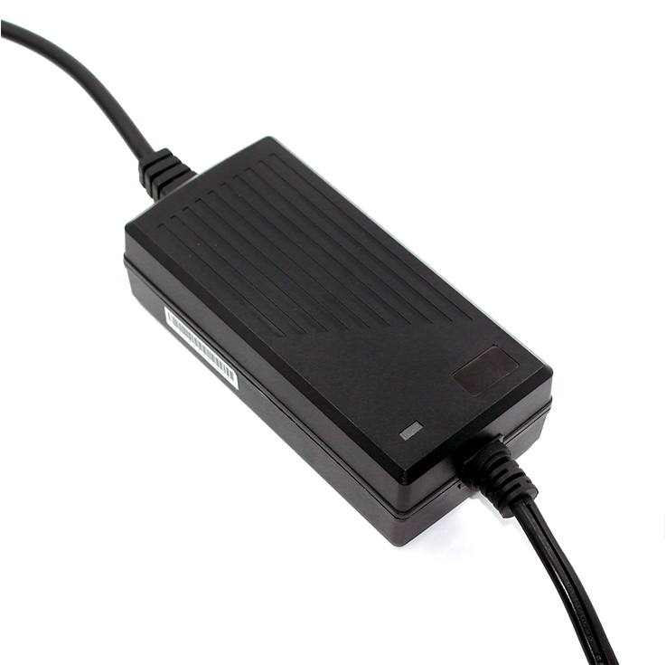 12V 2.5A AC/DC power adaptor